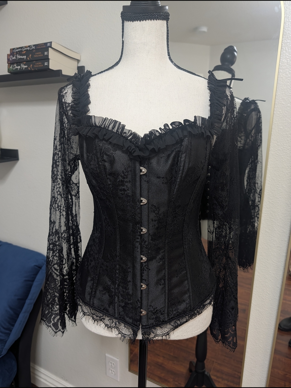 Black Lace Corset Top with Ruffled Neckline Sz Small